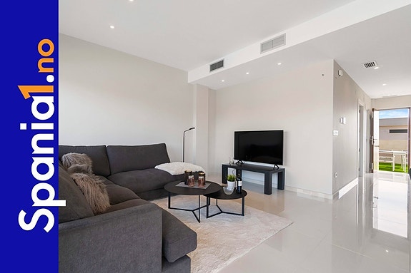 En megler med gode referanser - SPANIA1.no