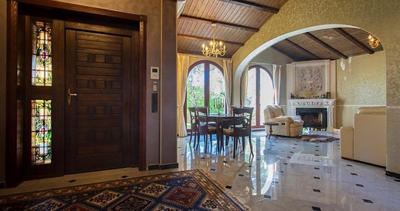 En megler med gode referanser - SPANIA1.no