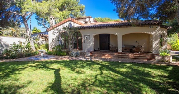 En megler med gode referanser - SPANIA1.no