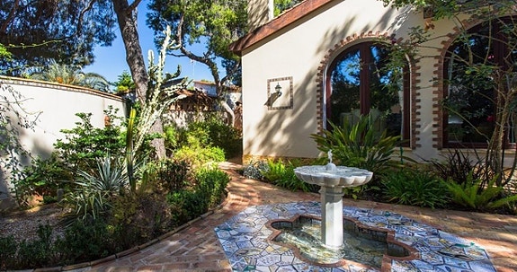 En megler med gode referanser - SPANIA1.no