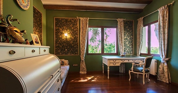 En megler med gode referanser - SPANIA1.no