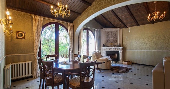 En megler med gode referanser - SPANIA1.no