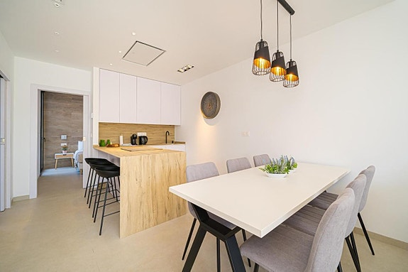 En megler med gode referanser - SPANIA1.no