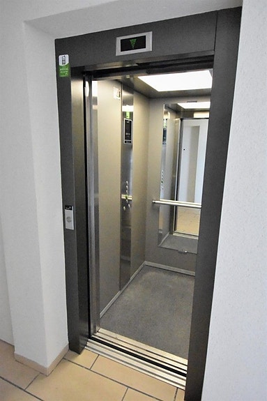 En megler med gode referanser - SPANIA1.no