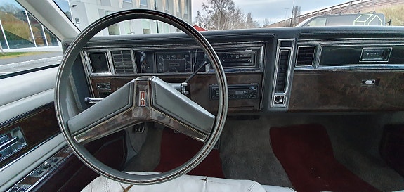 Oldsmobile 12 of 20