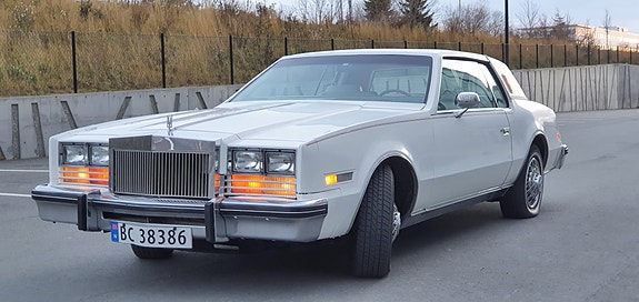 Oldsmobile 4 of 5