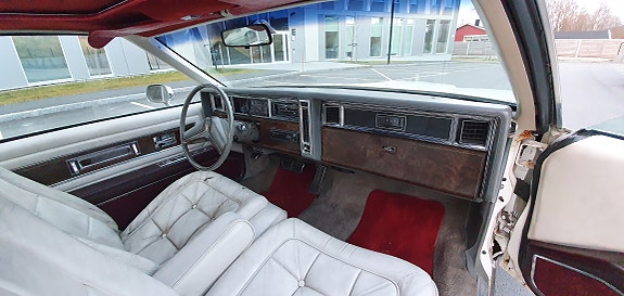 Oldsmobile 8 of 20