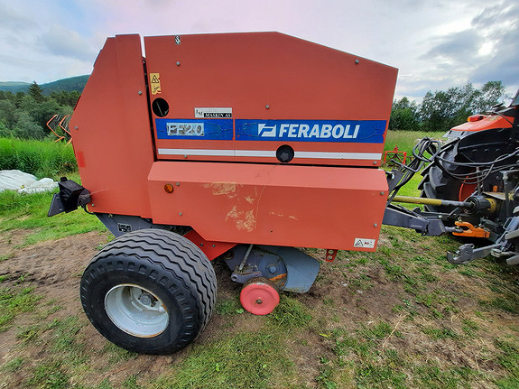 FERABOLI FF20 rundballepresse.