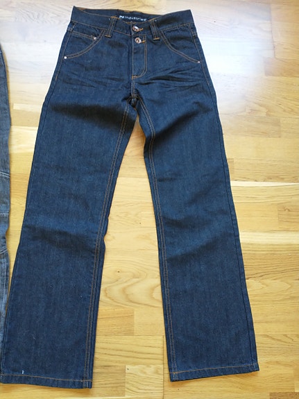 Product image 1 of 4