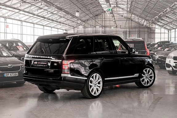 Land Rover Range Rover 2 of 5