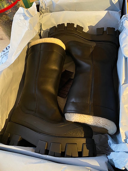 Product image 1 of 8
