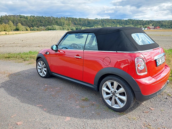 MINI Cooper 12 of 22