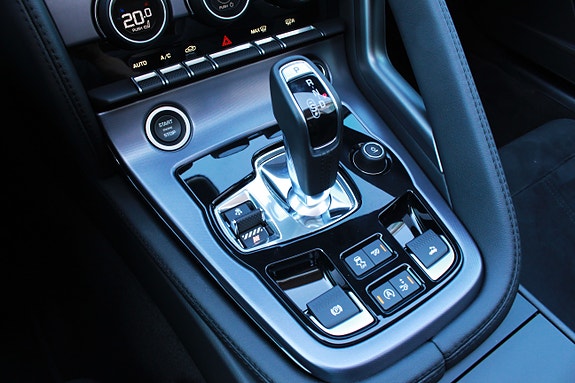 Jaguar F-TYPE 20 of 24