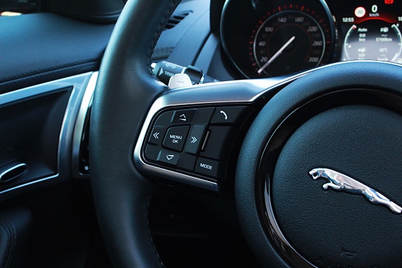 Jaguar F-TYPE 22 of 24