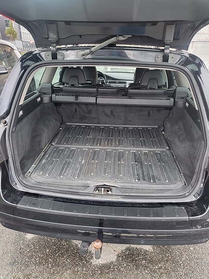 Volvo V70 9 of 23