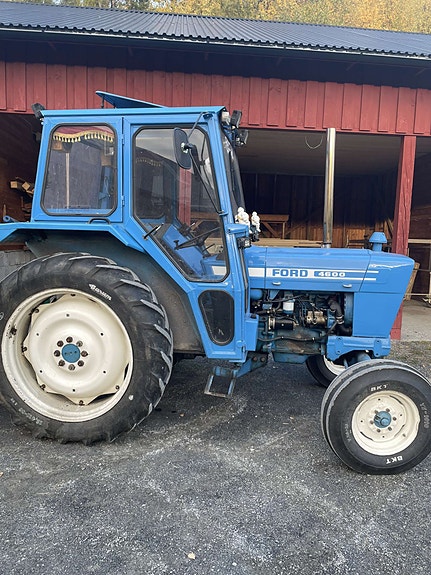Ford 4600 6 of 16