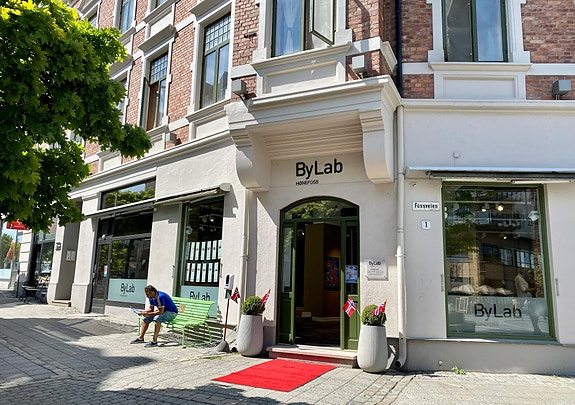 Bilde 1 av 2 i jobbannonse-galleriet