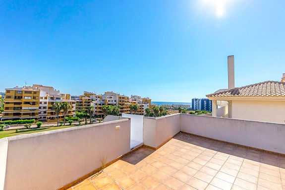 En megler med gode referanser - SPANIA1.no