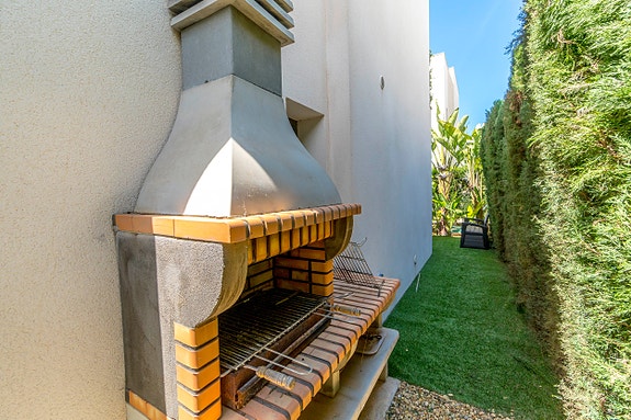 En megler med gode referanser -  SPANIA1.no