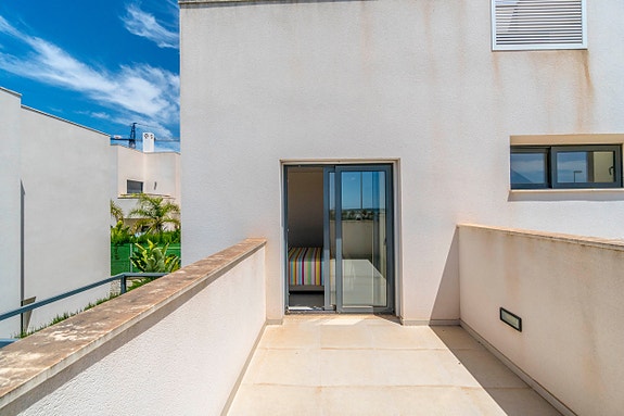 En megler med gode referanser -  SPANIA1.no