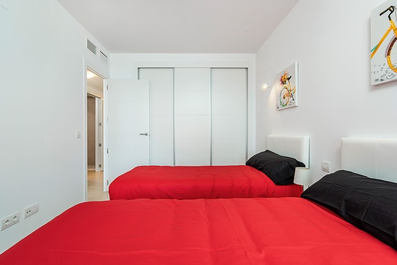 En megler med gode referanser - SPANIA1.no