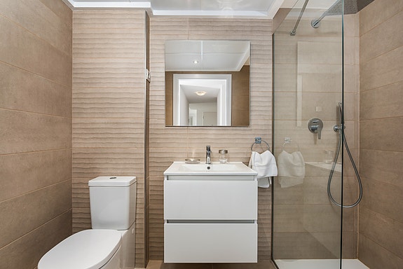 En megler med gode referanser - SPANIA1.no