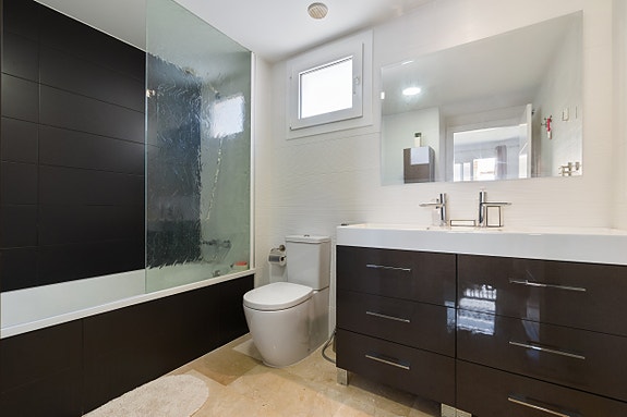 En megler med gode referanser - SPANIA1.no