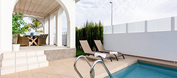 En megler med gode referanser -  SPANIA1.no