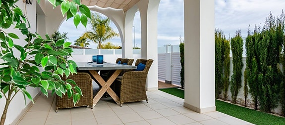 En megler med gode referanser -  SPANIA1.no