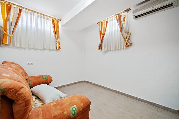 En megler med gode referanser - SPANIA1.no