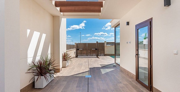 En megler med gode referanser - SPANIA1.no