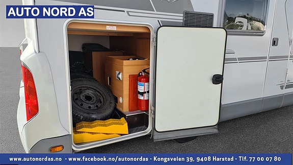  Stort lasterom med bred dør