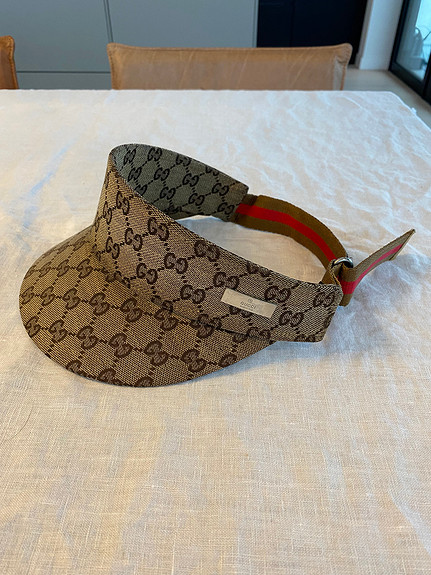 Gucci Sun Visor | FINN torget