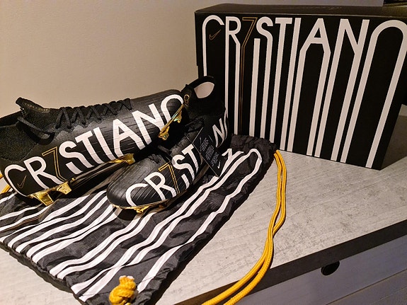 Product image 1 of 7