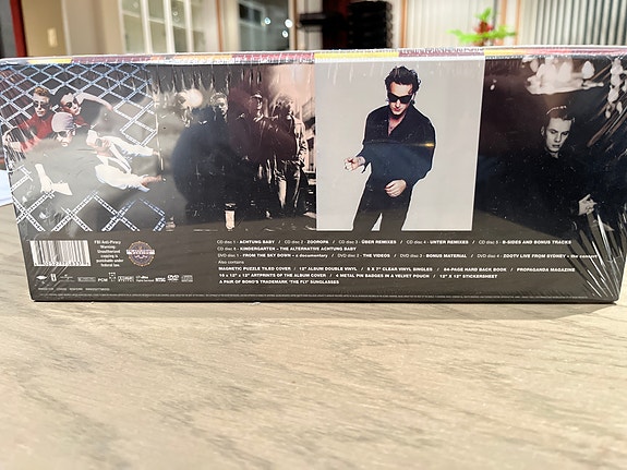 Product image 3 of 3