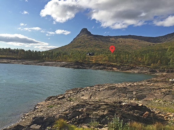Spektakulære omgivelser. Kongshaugen (1011 moh) i bakgrunnen.