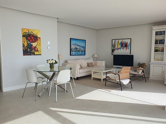 En megler med gode referanser - SPANIA1.no