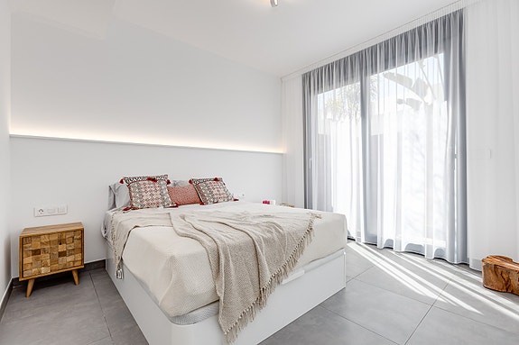 En megler med gode referanser - SPANIA1.no