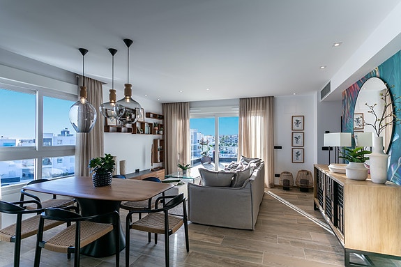 En megler med gode referanser - SPANIA1.no