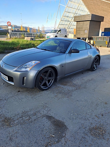 Nissan 350 Z 5 of 30