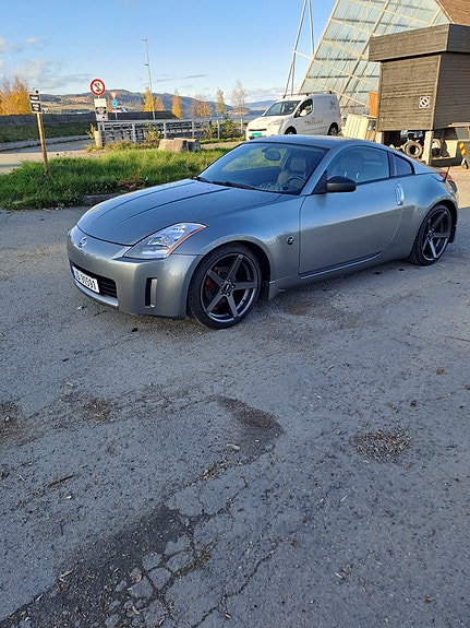 Nissan 350 Z 6 of 30