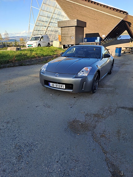 Nissan 350 Z 4 of 30