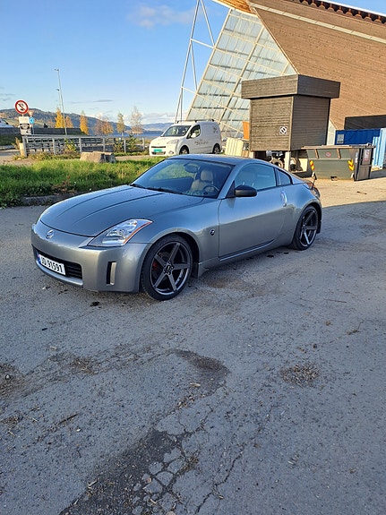 Nissan 350 Z 9 of 30
