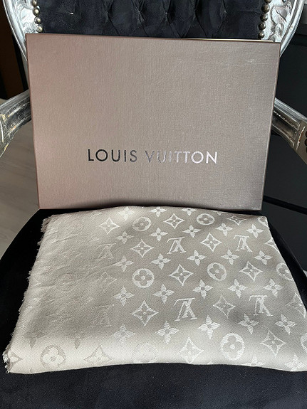 Louis Vuitton skjerf / sjal (kremfarget) - Bloppis