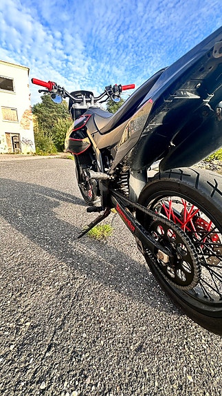 Aprilia sx 125 3 of 17