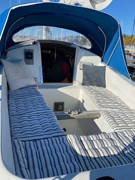Shipman 28 med ødelagt motor selges 3 of 21