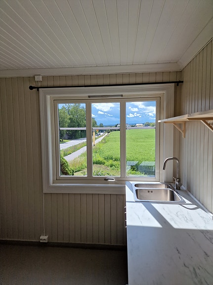 Utsikt fra kjøkkenvinduet