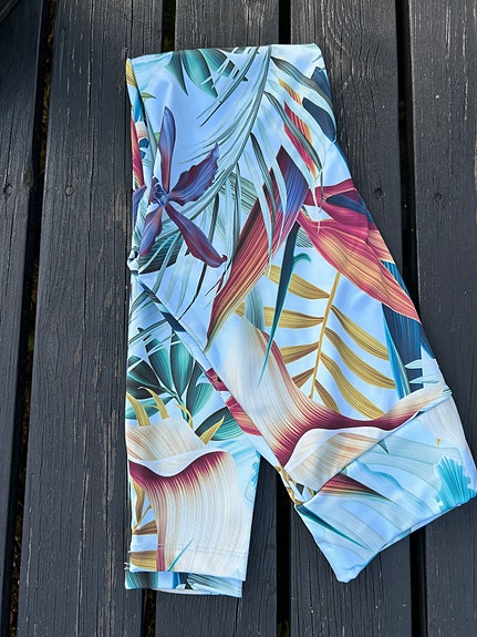 Product image 1 of 10