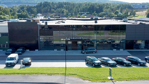 Du finner oss i Bedriftsvegen 76 på Kjørbekk i Skien.