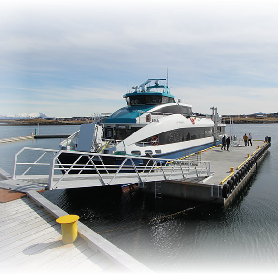 Bastø Fosen AS logo